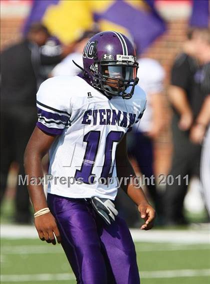 Thumbnail 2 in Everman vs. Highland Park (Tom Landry Classic) photogallery.