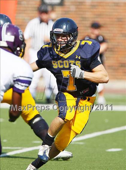 Thumbnail 3 in Everman vs. Highland Park (Tom Landry Classic) photogallery.