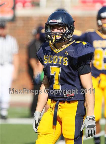 Thumbnail 1 in Everman vs. Highland Park (Tom Landry Classic) photogallery.