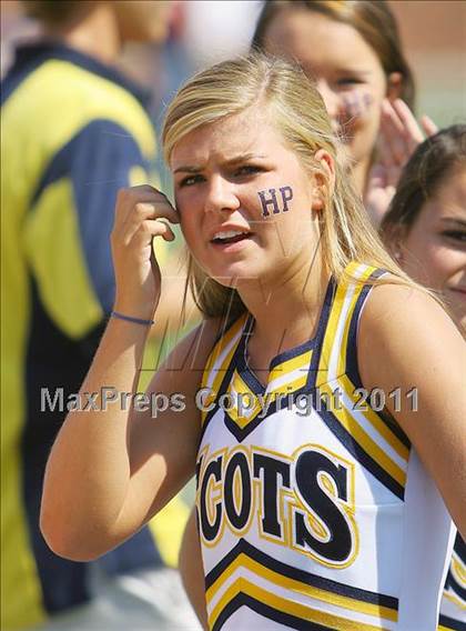 Thumbnail 3 in Everman vs. Highland Park (Tom Landry Classic) photogallery.