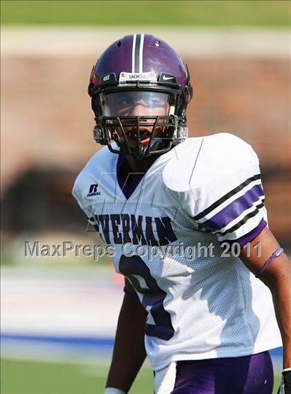 Thumbnail 3 in Everman vs. Highland Park (Tom Landry Classic) photogallery.
