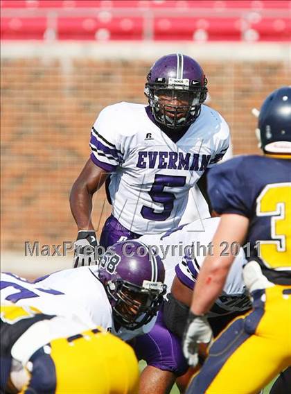 Thumbnail 2 in Everman vs. Highland Park (Tom Landry Classic) photogallery.
