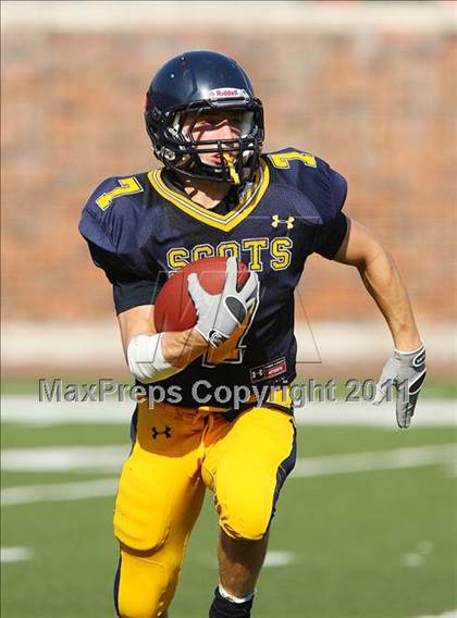 Thumbnail 1 in Everman vs. Highland Park (Tom Landry Classic) photogallery.