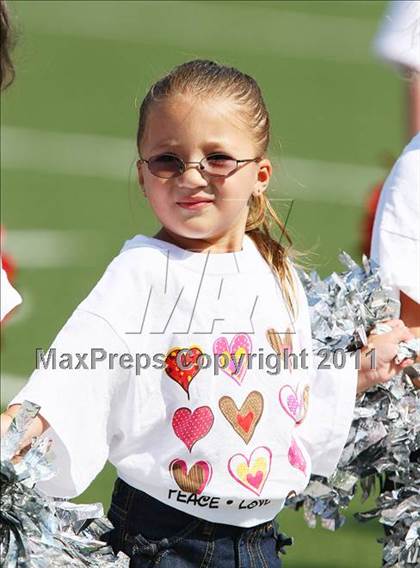 Thumbnail 1 in Everman vs. Highland Park (Tom Landry Classic) photogallery.