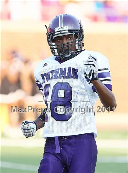 Thumbnail 2 in Everman vs. Highland Park (Tom Landry Classic) photogallery.