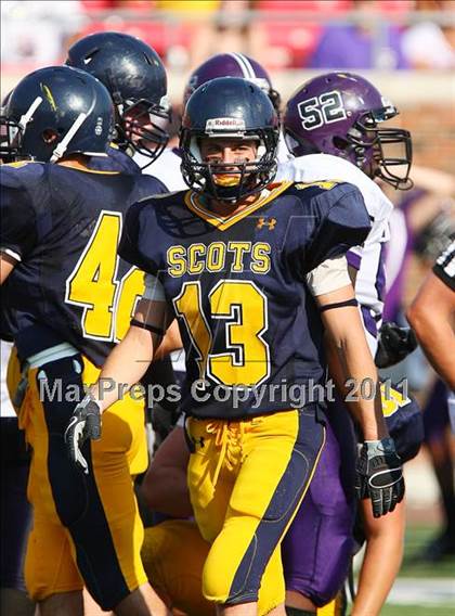 Thumbnail 2 in Everman vs. Highland Park (Tom Landry Classic) photogallery.