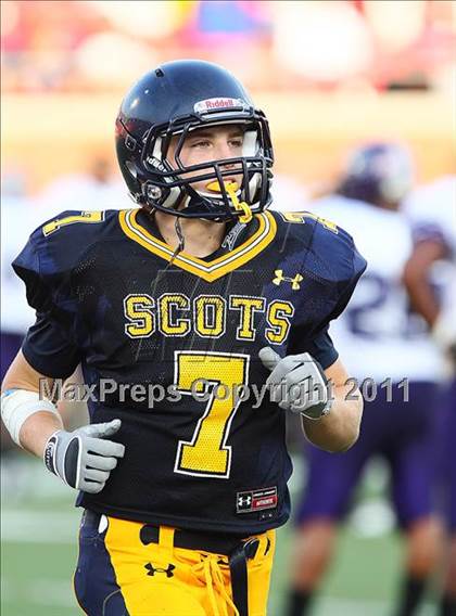 Thumbnail 2 in Everman vs. Highland Park (Tom Landry Classic) photogallery.