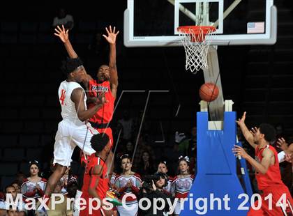 Thumbnail 1 in Westchester vs. Mater Dei (CIF Open Divsiion Southern Regional Final) photogallery.