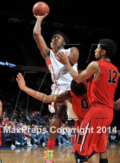 Thumbnail 3 in Westchester vs. Mater Dei (CIF Open Divsiion Southern Regional Final) photogallery.