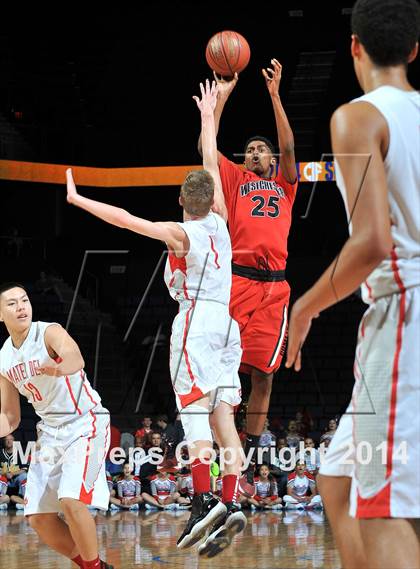 Thumbnail 1 in Westchester vs. Mater Dei (CIF Open Divsiion Southern Regional Final) photogallery.