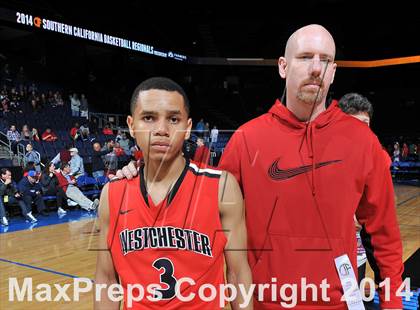 Thumbnail 3 in Westchester vs. Mater Dei (CIF Open Divsiion Southern Regional Final) photogallery.