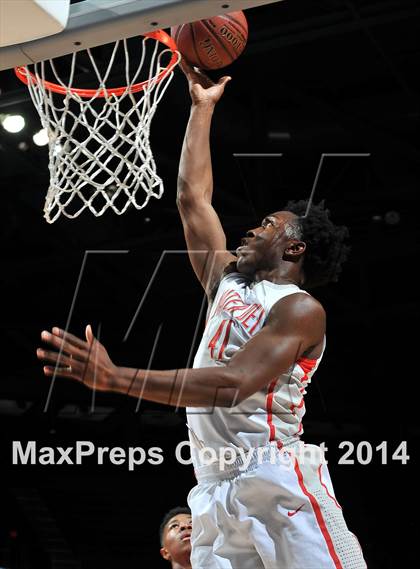 Thumbnail 2 in Westchester vs. Mater Dei (CIF Open Divsiion Southern Regional Final) photogallery.