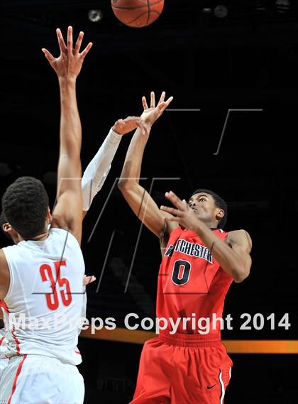 Thumbnail 1 in Westchester vs. Mater Dei (CIF Open Divsiion Southern Regional Final) photogallery.