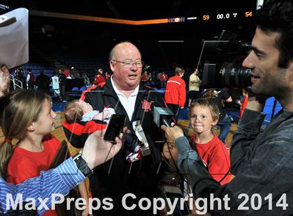 Thumbnail 3 in Westchester vs. Mater Dei (CIF Open Divsiion Southern Regional Final) photogallery.