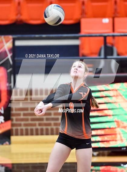 Thumbnail 3 in Springtown @ Aledo photogallery.