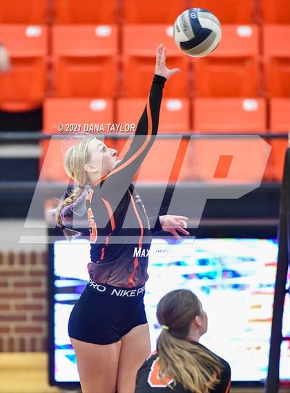 Thumbnail 3 in Springtown @ Aledo photogallery.