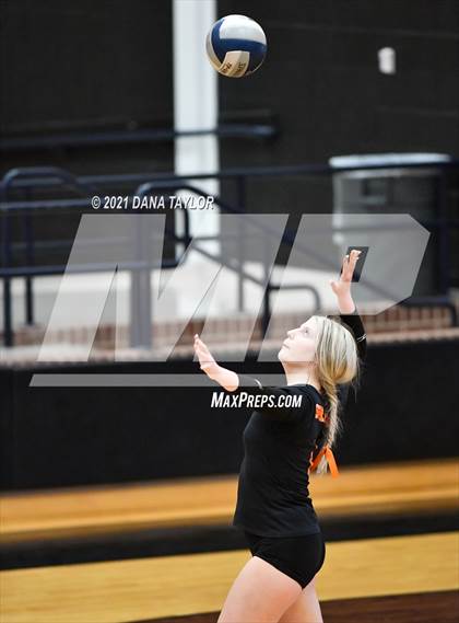 Thumbnail 2 in Springtown @ Aledo photogallery.