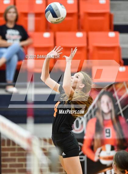 Thumbnail 3 in Springtown @ Aledo photogallery.