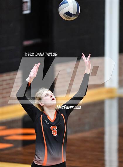 Thumbnail 1 in Springtown @ Aledo photogallery.