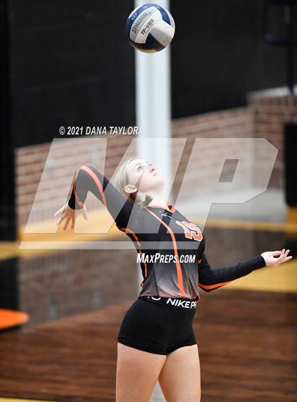 Thumbnail 1 in Springtown @ Aledo photogallery.