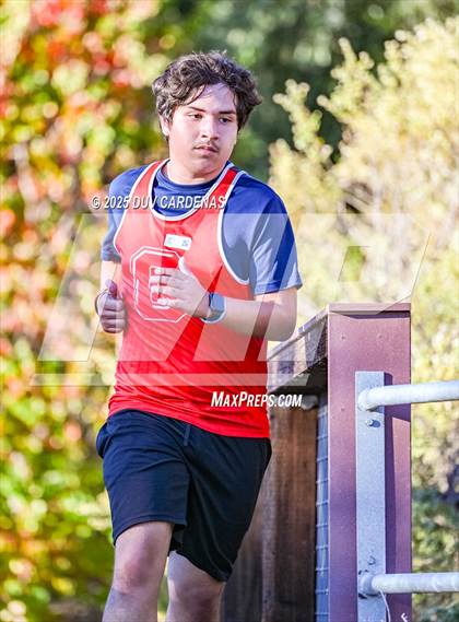 Thumbnail 1 in JV: Sierra Valley Conference Meet #3 photogallery.