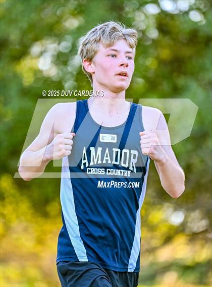 Thumbnail 3 in JV: Sierra Valley Conference Meet #3 photogallery.