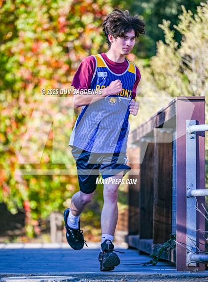 Thumbnail 3 in JV: Sierra Valley Conference Meet #3 photogallery.