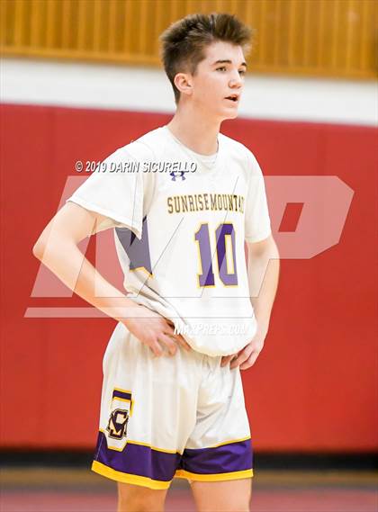 Thumbnail 2 in Sunrise Mountain vs. Mountain Pointe (PUHSD Coyote Classic) photogallery.