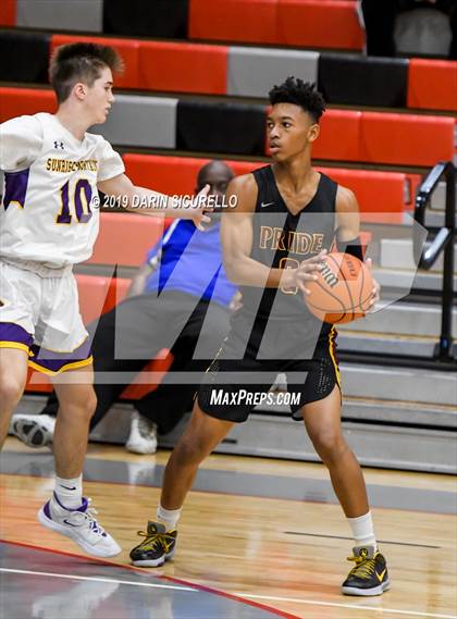 Thumbnail 1 in Sunrise Mountain vs. Mountain Pointe (PUHSD Coyote Classic) photogallery.