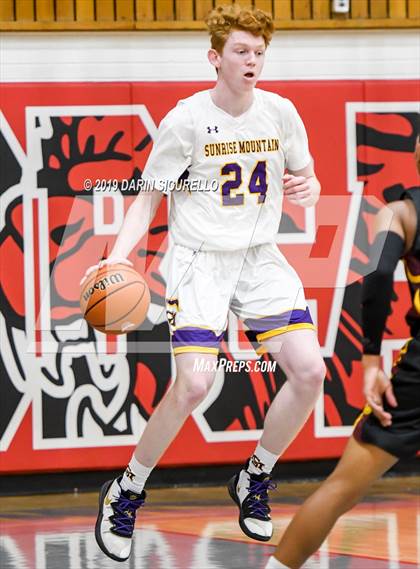 Thumbnail 3 in Sunrise Mountain vs. Mountain Pointe (PUHSD Coyote Classic) photogallery.