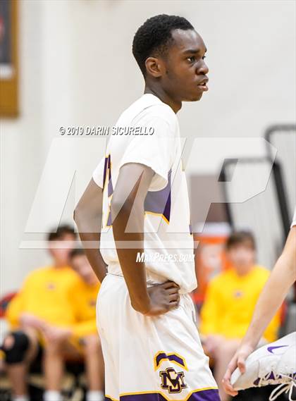 Thumbnail 3 in Sunrise Mountain vs. Mountain Pointe (PUHSD Coyote Classic) photogallery.