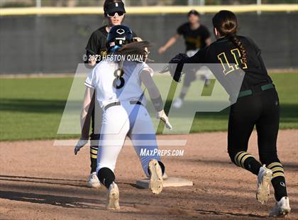 Thumbnail 3 in Brea Olinda @ Canyon photogallery.