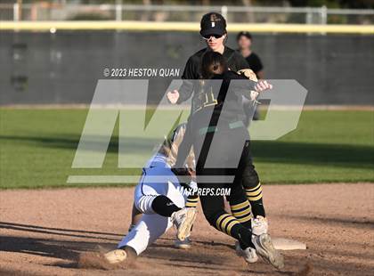 Thumbnail 3 in Brea Olinda @ Canyon photogallery.