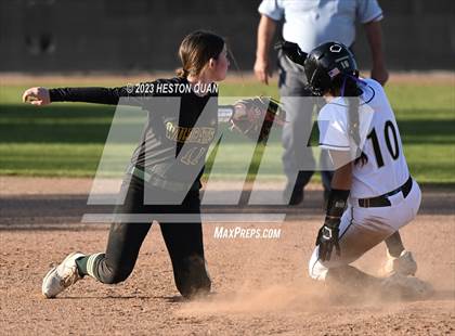 Thumbnail 1 in Brea Olinda @ Canyon photogallery.