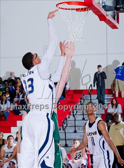 Thumbnail 3 in Bishop Gorman vs. Grace Prep photogallery.