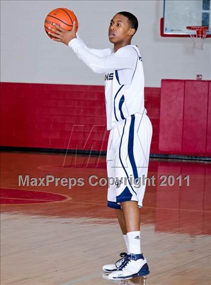 Thumbnail 1 in Bishop Gorman vs. Grace Prep photogallery.