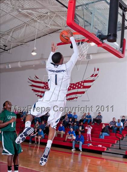 Thumbnail 3 in Bishop Gorman vs. Grace Prep photogallery.