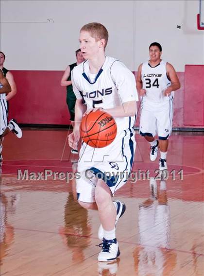 Thumbnail 3 in Bishop Gorman vs. Grace Prep photogallery.