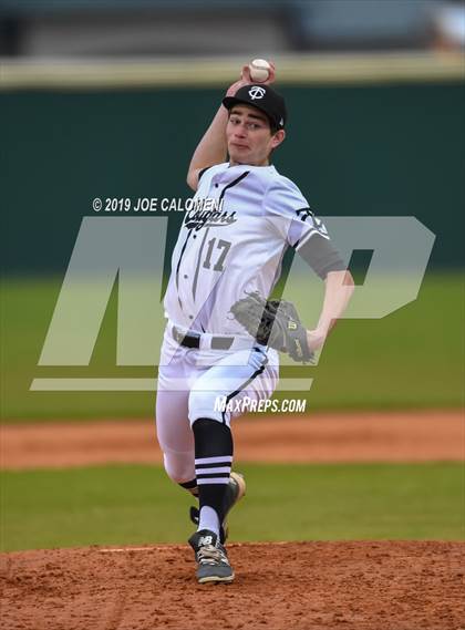 Thumbnail 1 in Lee [Robert E.] vs Clark (NISD Baseball Tournament) photogallery.