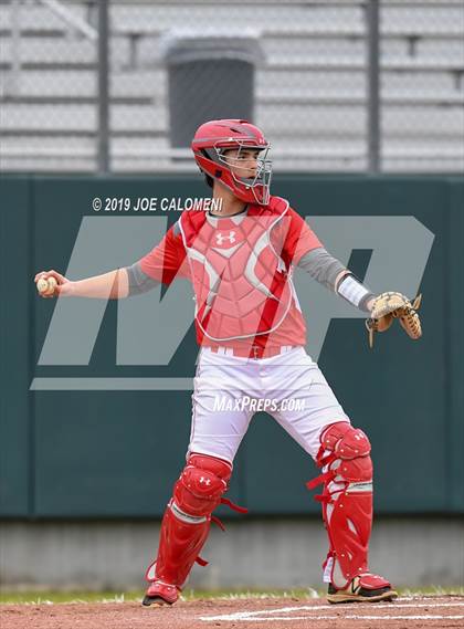 Thumbnail 2 in Lee [Robert E.] vs Clark (NISD Baseball Tournament) photogallery.