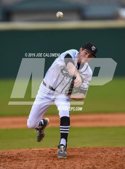 Thumbnail 3 in Lee [Robert E.] vs Clark (NISD Baseball Tournament) photogallery.