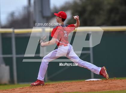 Thumbnail 2 in Lee [Robert E.] vs Clark (NISD Baseball Tournament) photogallery.