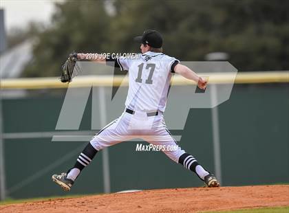Thumbnail 3 in Lee [Robert E.] vs Clark (NISD Baseball Tournament) photogallery.