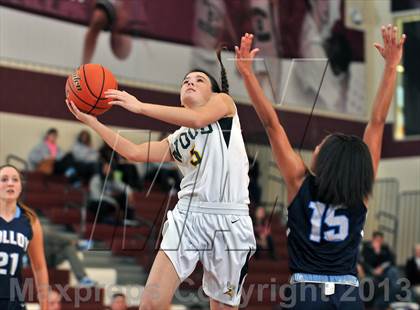 Thumbnail 1 in Archbishop Molloy vs Archbishop Wood (Philly-NY Challenge) photogallery.