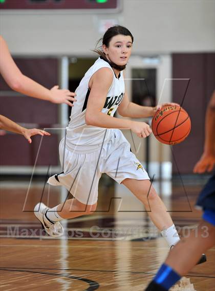 Thumbnail 3 in Archbishop Molloy vs Archbishop Wood (Philly-NY Challenge) photogallery.
