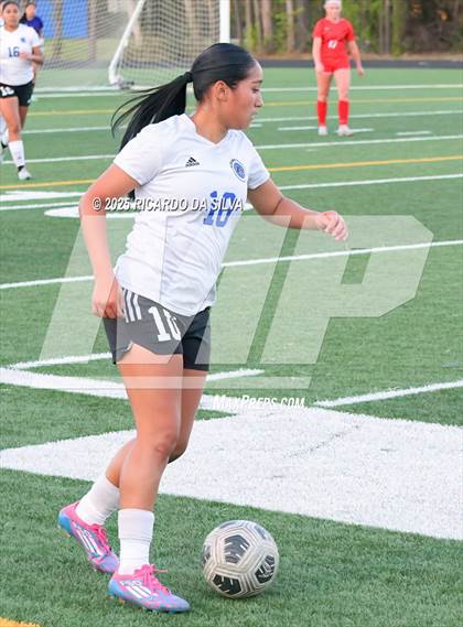 Thumbnail 3 in The Woodlands vs Aldine (UIL 6A D1 Soccer Bi-District) photogallery.