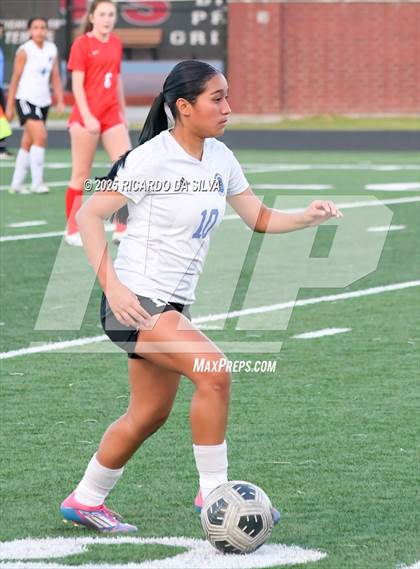 Thumbnail 2 in The Woodlands vs Aldine (UIL 6A D1 Soccer Bi-District) photogallery.