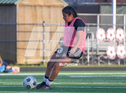 Thumbnail 1 in The Woodlands vs Aldine (UIL 6A D1 Soccer Bi-District) photogallery.