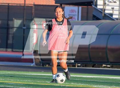 Thumbnail 2 in The Woodlands vs Aldine (UIL 6A D1 Soccer Bi-District) photogallery.