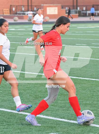 Thumbnail 2 in The Woodlands vs Aldine (UIL 6A D1 Soccer Bi-District) photogallery.